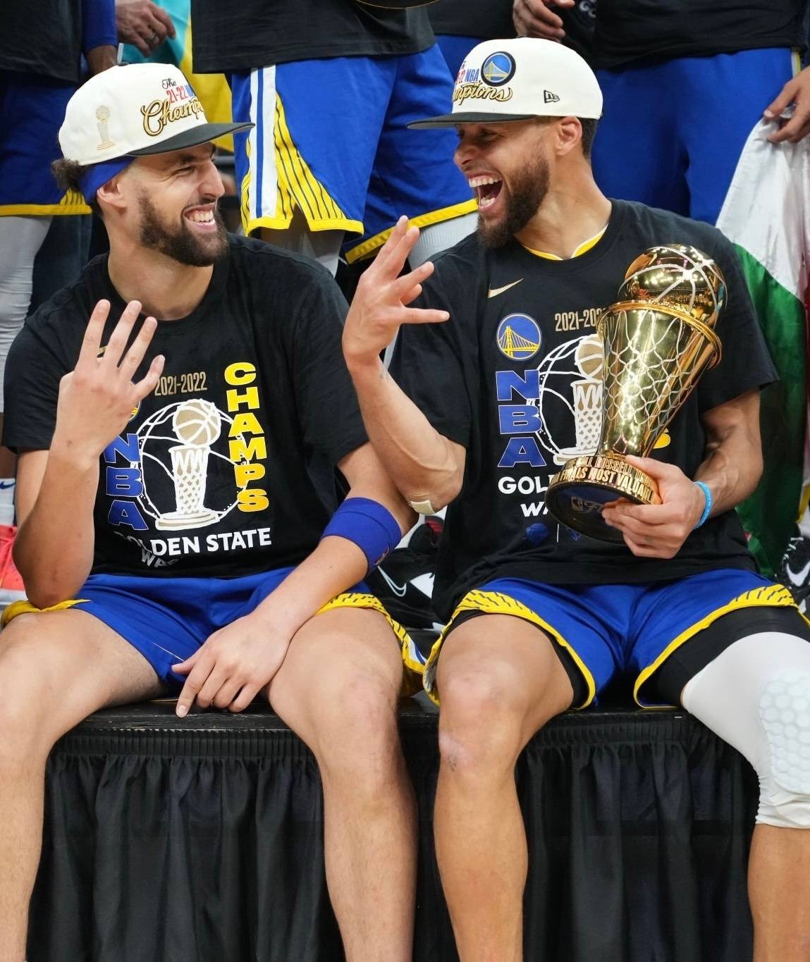 图拉姆：我还在恢复状态；萨拉赫？利物浦有很多人能改变比赛（图拉姆：状态仍在恢复；谈萨拉赫——利物浦不乏能改写比赛的球员）