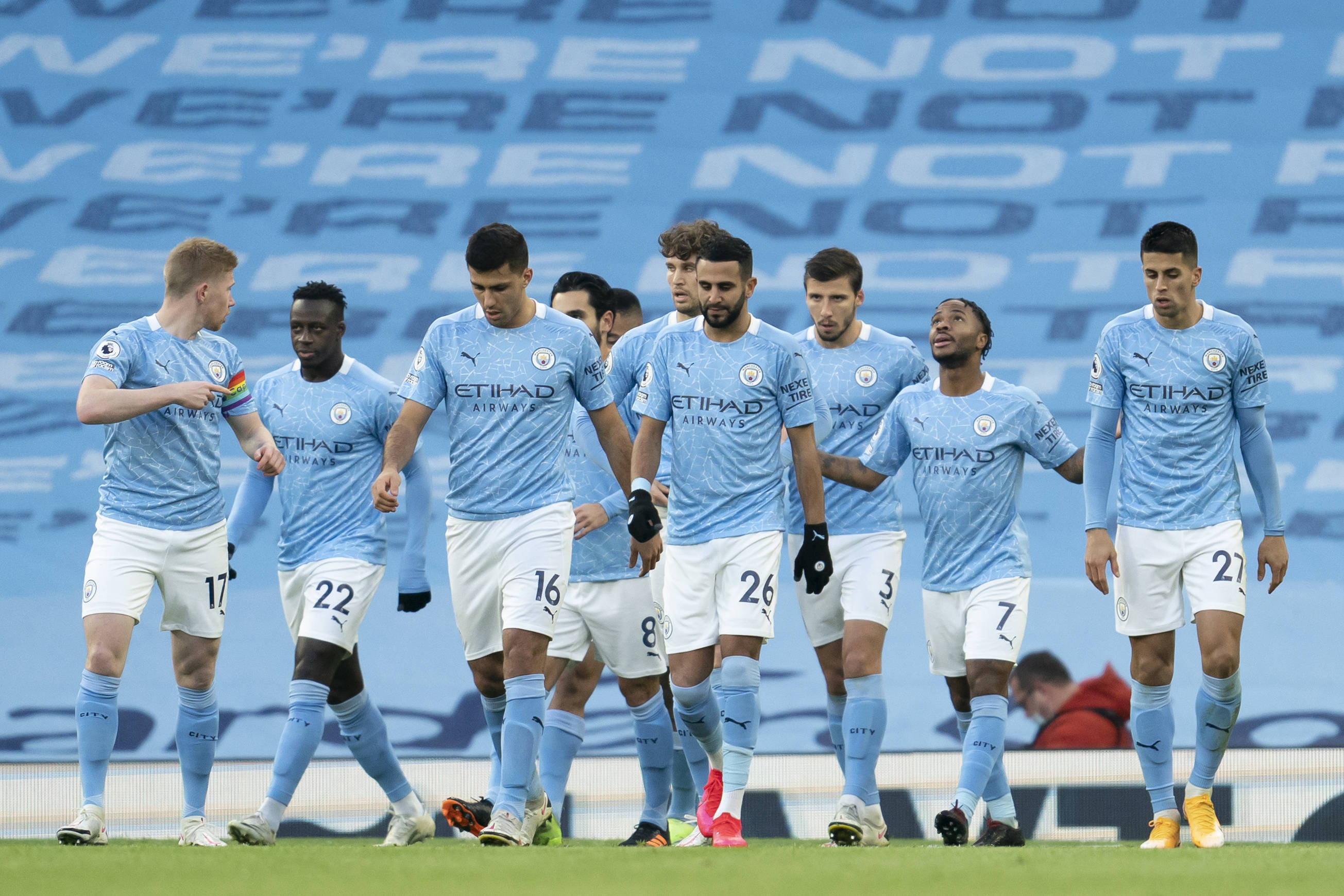 CBA：辽宁男篮稳住胜局 客场击败山东（CBA：辽宁男篮客场力克山东 稳稳拿下胜利）