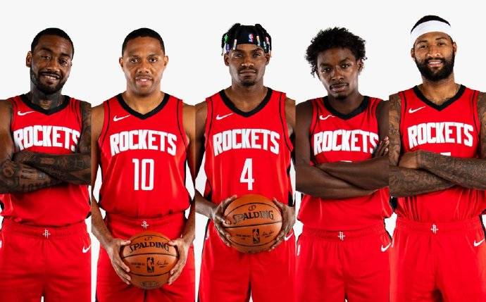 热议国安夺足协杯：河南经验不足，希望国安明年外战别搞砸（国安足协杯夺冠引热议：河南经验短板凸显，盼国安明年外战别掉链子）