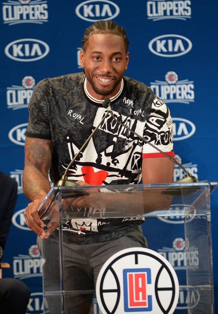 河南队祝贺重庆铜梁龙冲超：中超赛场将因你们的到来更加精彩（河南队向重庆铜梁龙致贺：成功冲超，中超因你们更精彩）