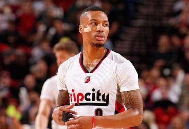 埃弗拉：希望英格兰球迷别再唱足球要回家了，感觉像是诅咒（埃弗拉建议英格兰球迷别唱“足球要回家”，称这像是一种诅咒）